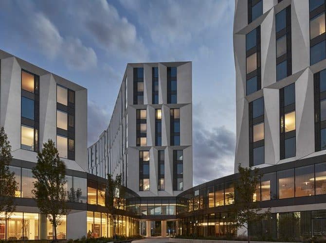 Image Academic Achievement Through Architecture