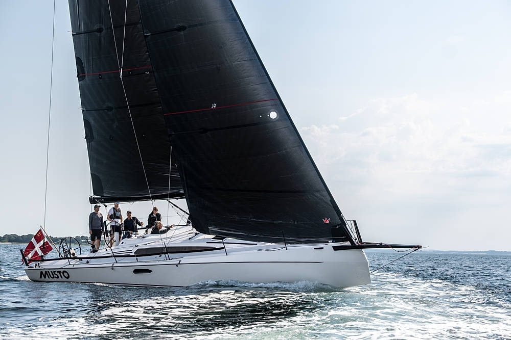 Sailing boats up to 14m lh. XR 41. Courtesy of the organizers.