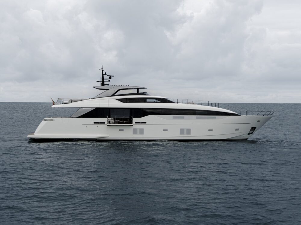 Superyachts over 24m lh. SL110A. Courtesy of the organizers.