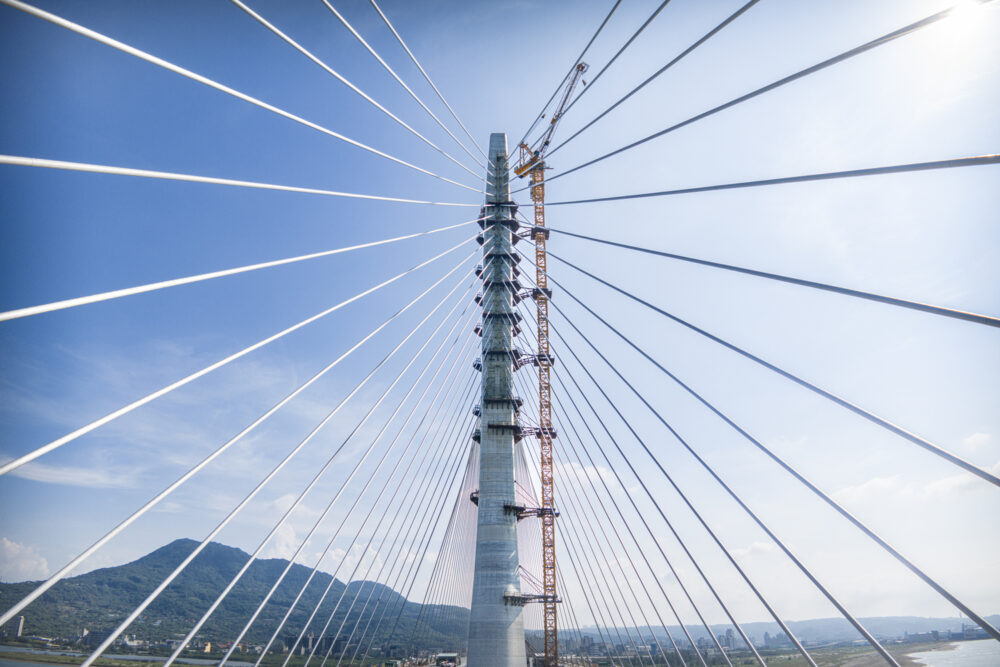 ZHA Danjiang Bridge. Photography: Paddy Chao.