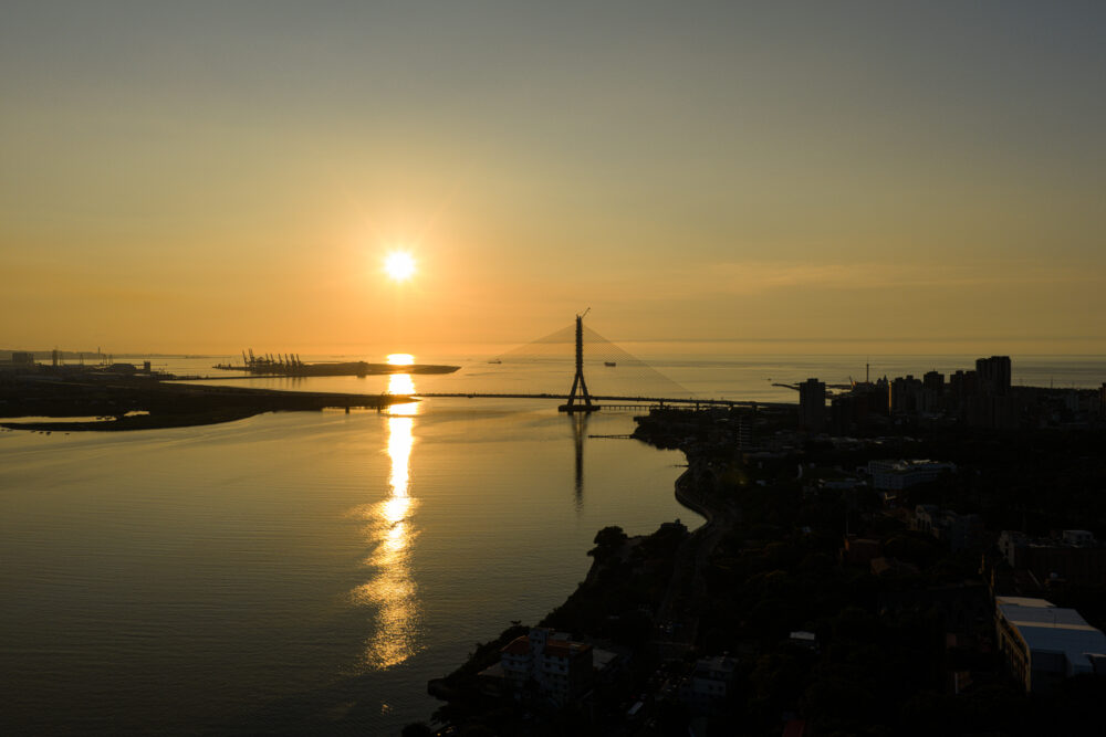 ZHA Danjiang Bridge. Photography: Paddy Chao.