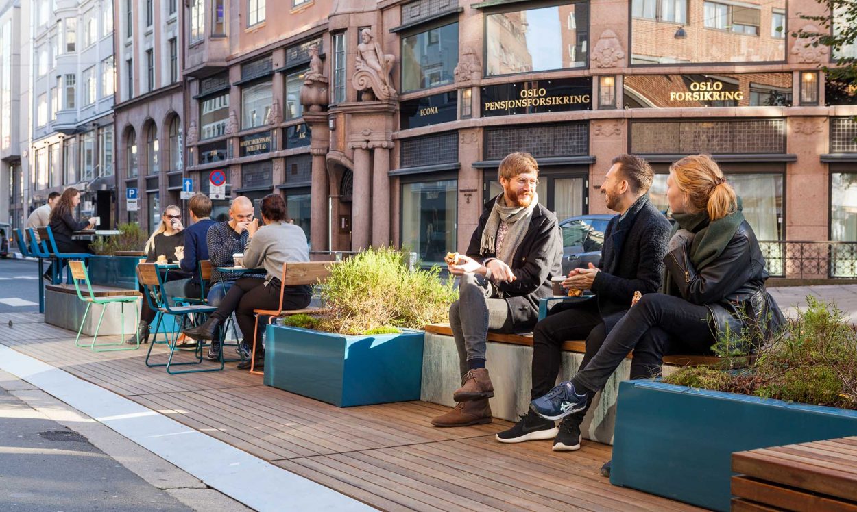 Thinking Urban: Furniture & Public Spaces for People