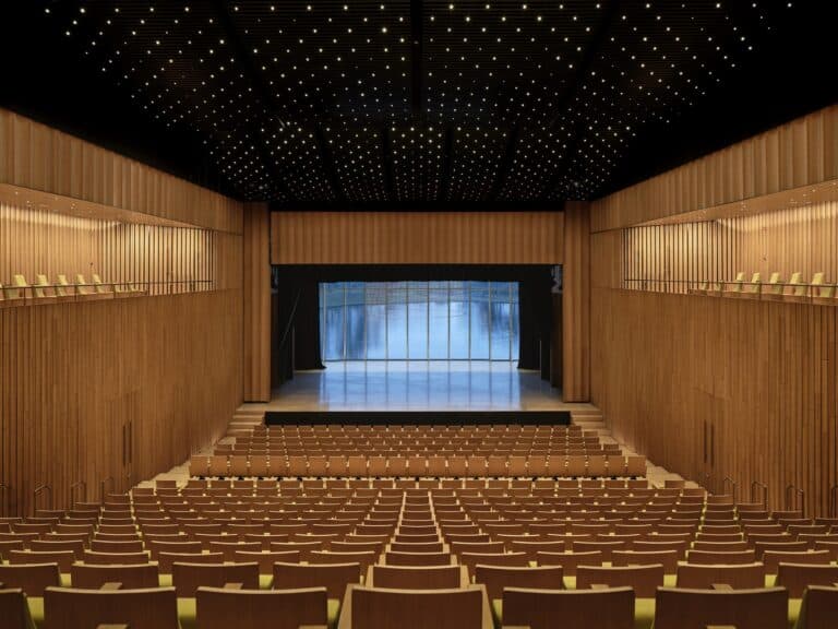 Yada Theater in New Chinese Town - ArchiExpo e-Magazine