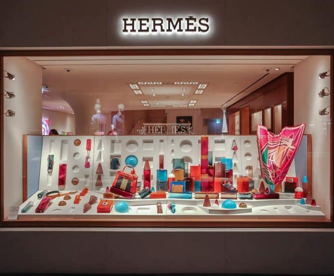 Image Hermès & Luca Nichetto: The Secrets of Retail Window Designs