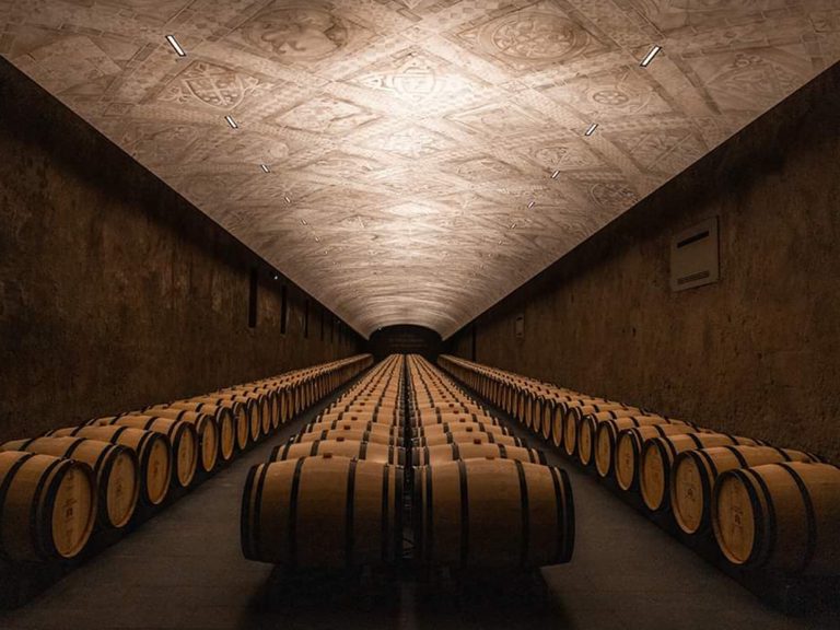 Château La Tour Carnet. Courtesy of Garabos.