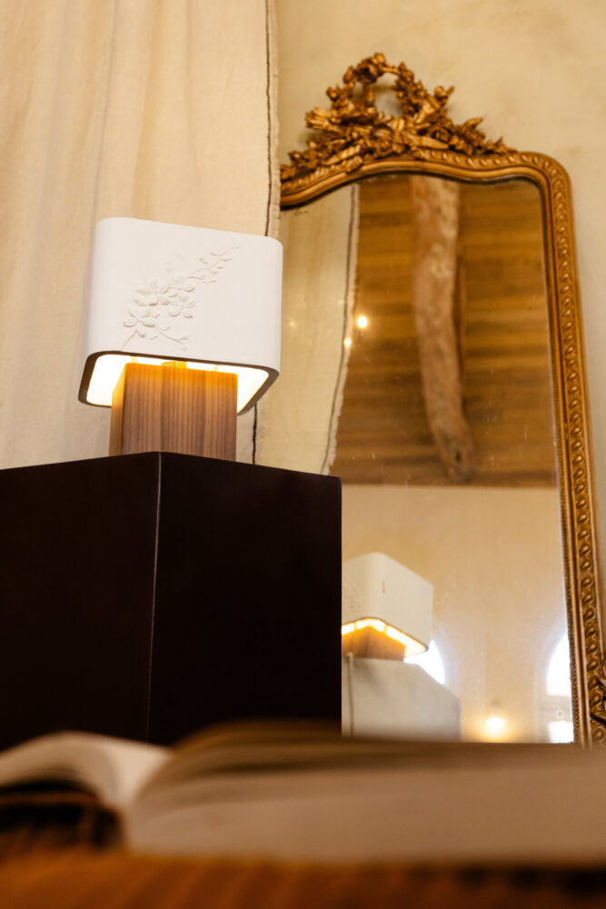 Blossom Lamp. Interlude. Courtesy of Garabos Éditions.