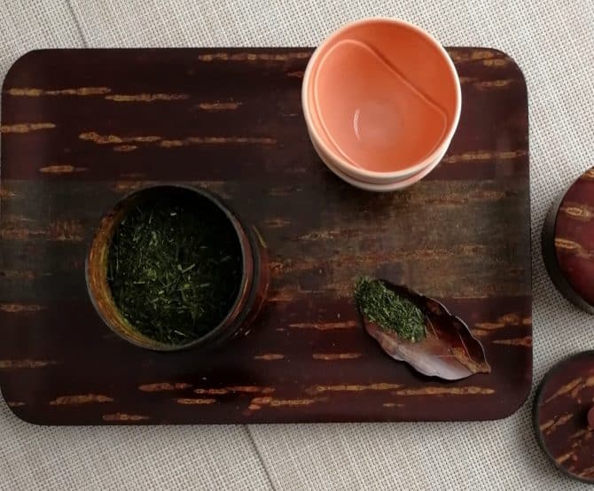Image Living like the Japanese: Home Furniture and Tea Time