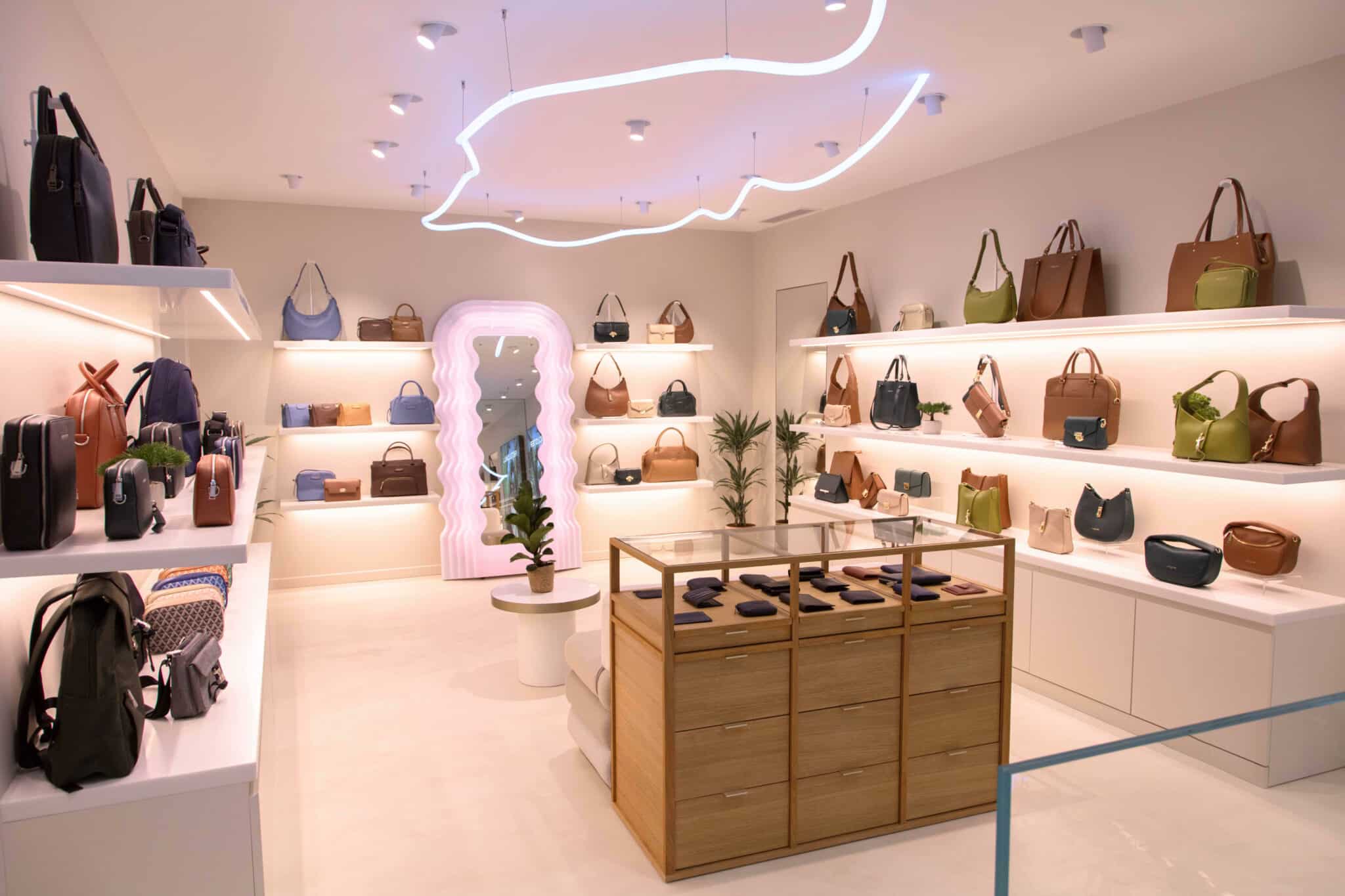Lancaster paris leather with durasein solid surface archiexpo e magazine