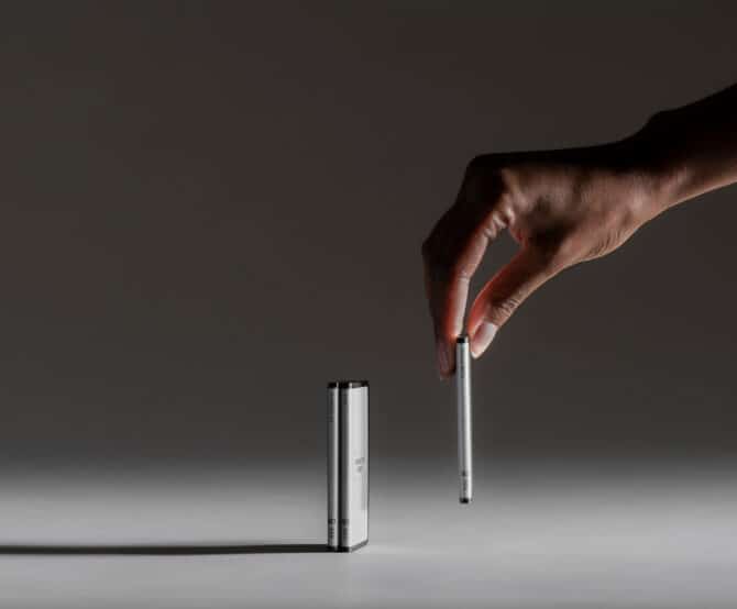 Image Ledger Stax, a Crypto Revolution Designed by LAYER