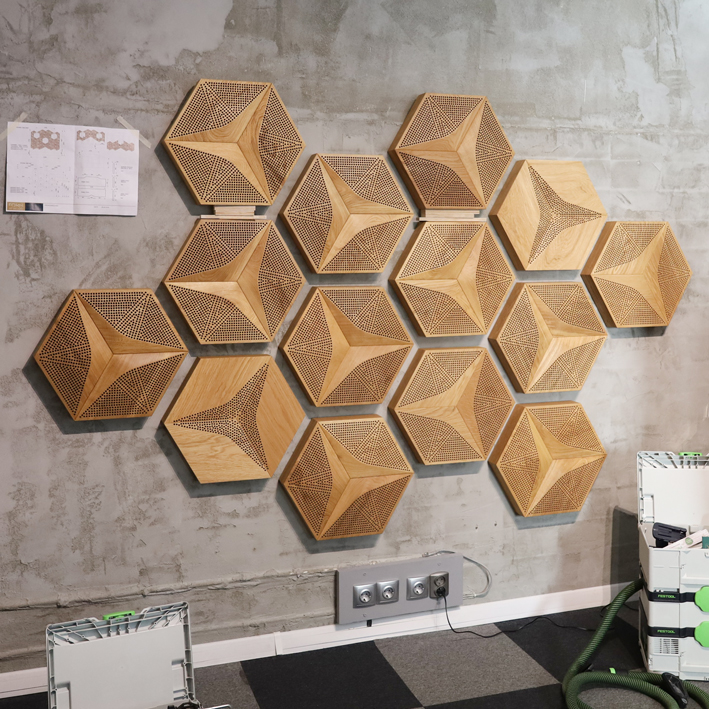 Wall panels for the Premium Sound showroom in Sopot. Read more here.