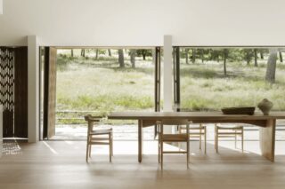 Image Meet the Thatched Summer House, Where Tradition and Modernity Meet on Denmark’s Riviera