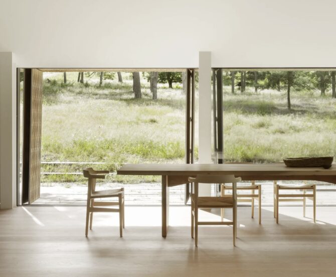 Image Meet the Thatched Summer House, Where Tradition and Modernity Meet on Denmark’s Riviera
