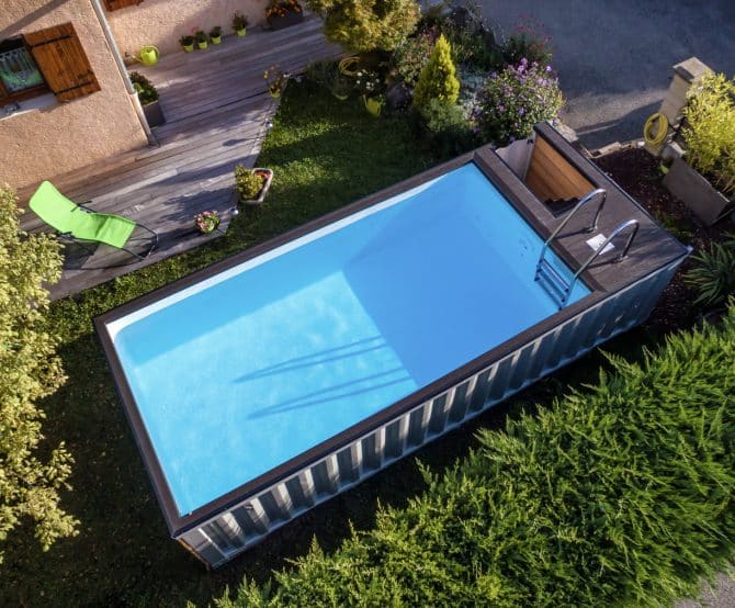 Image Habitat Avignon: Container Pools by Lilly Box