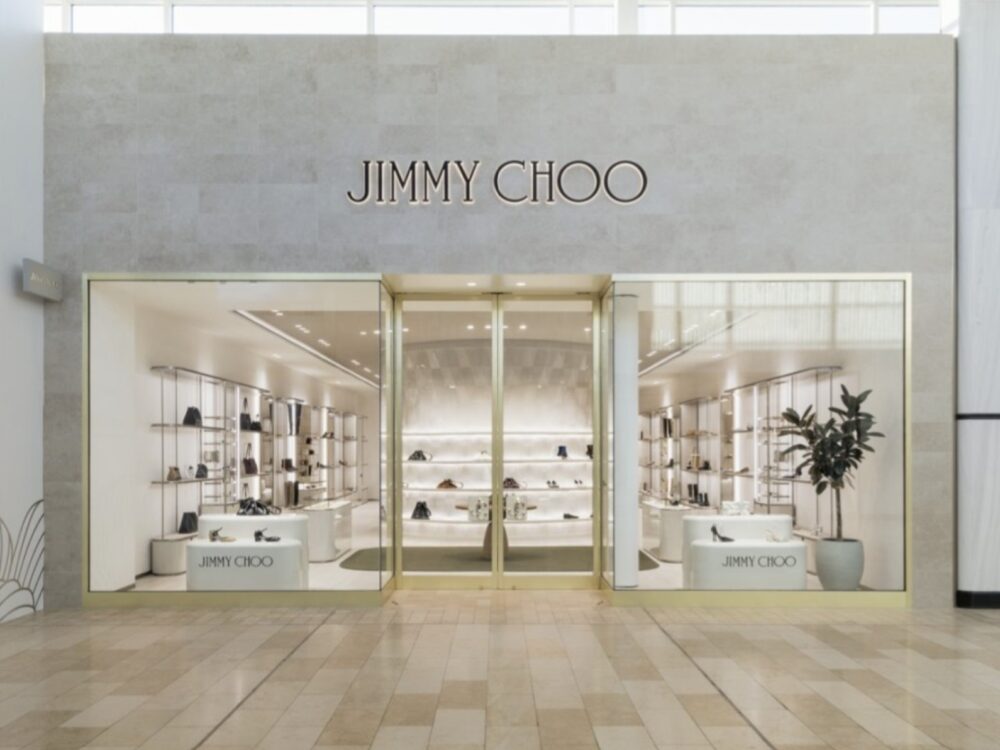 Jimmy Choo, Yorkdale mall, retail store design. Courtesy of AZA.