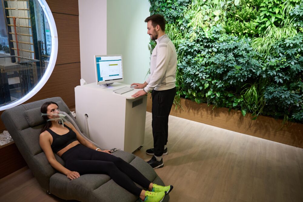 Hypoxia therapy for recovery as example of wellness in retail center. Image via Envato by Iakobchuk.
