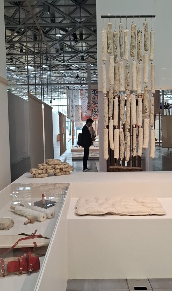 "Transforming wool" at La Platine. Photo: ArchiExpo e-Magazine.